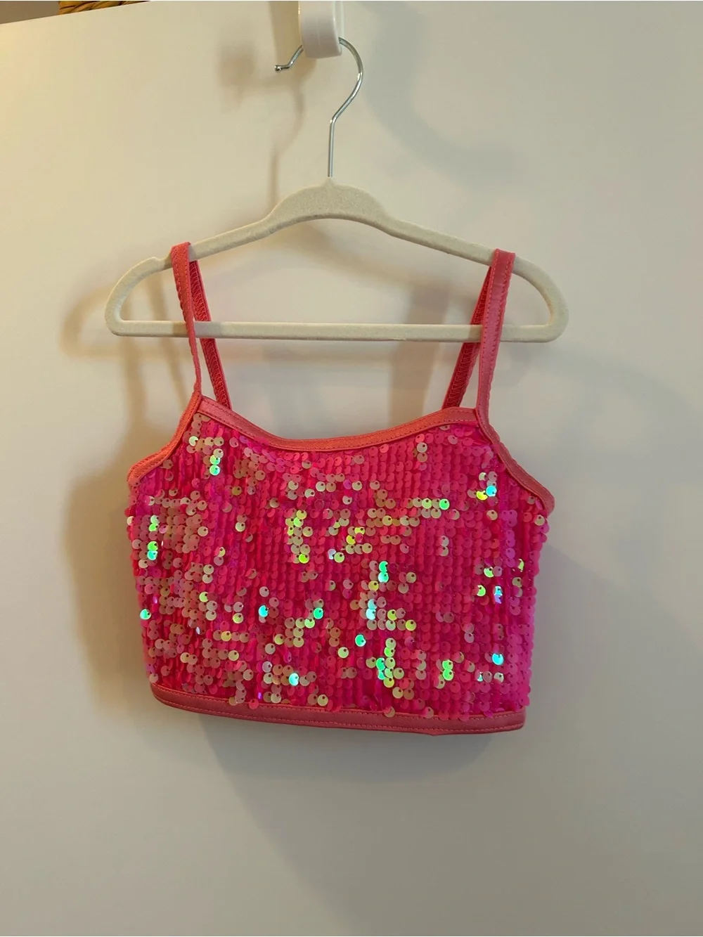 Weissman Hot Pink Sequin Crop Tank Top - Picture 2 of 8